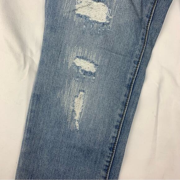 GAP womens size 8 29 Blue Boyfriend fit crop Jeans light wash new distressed - Picture 10 of 13